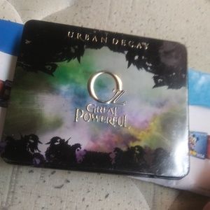 Urban Decay Theodora Palette limited edition